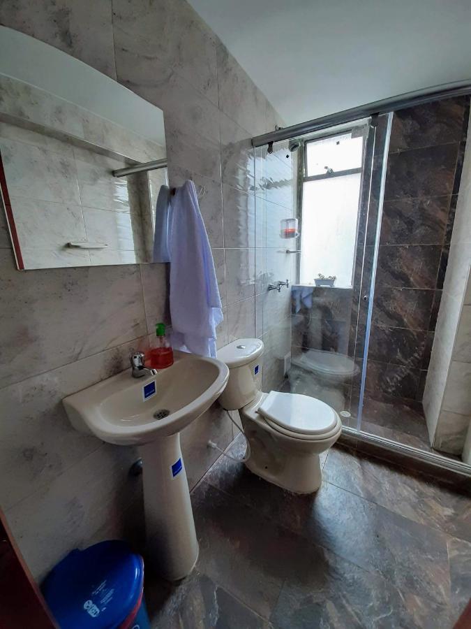 Hotel Victoria 26 Богота Екстериор снимка