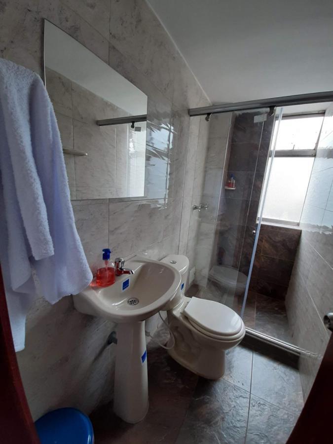 Hotel Victoria 26 Богота Екстериор снимка