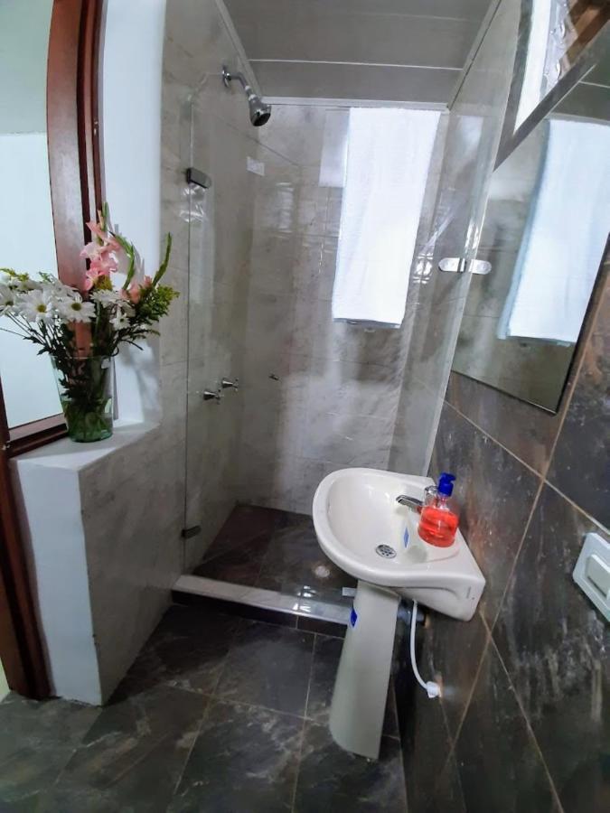 Hotel Victoria 26 Богота Екстериор снимка